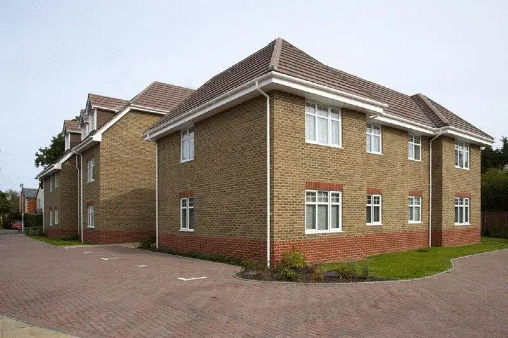 SACO Camberley - Wentworth Place