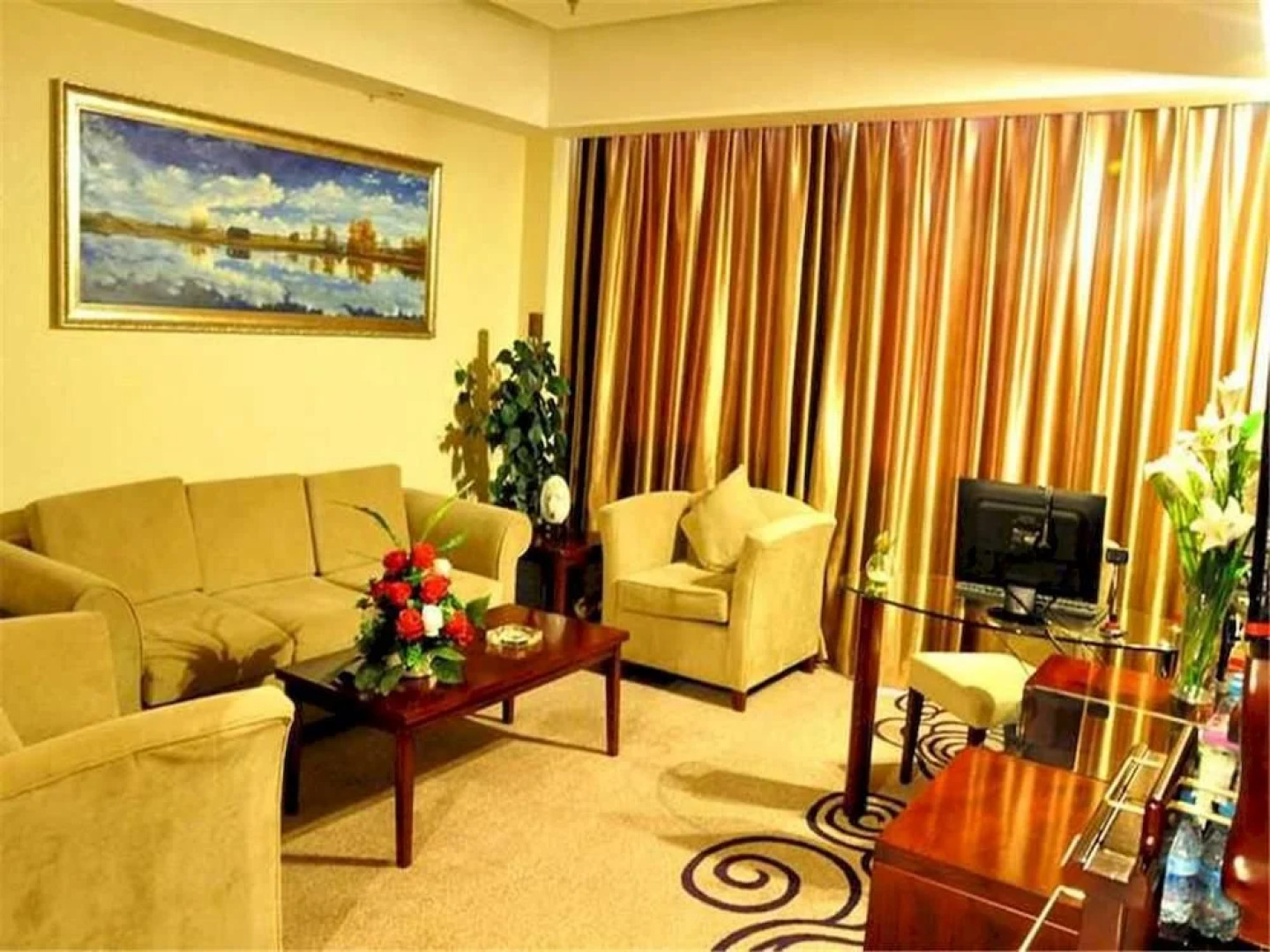 Erdos Sunshine Lateqi Ost Hotel