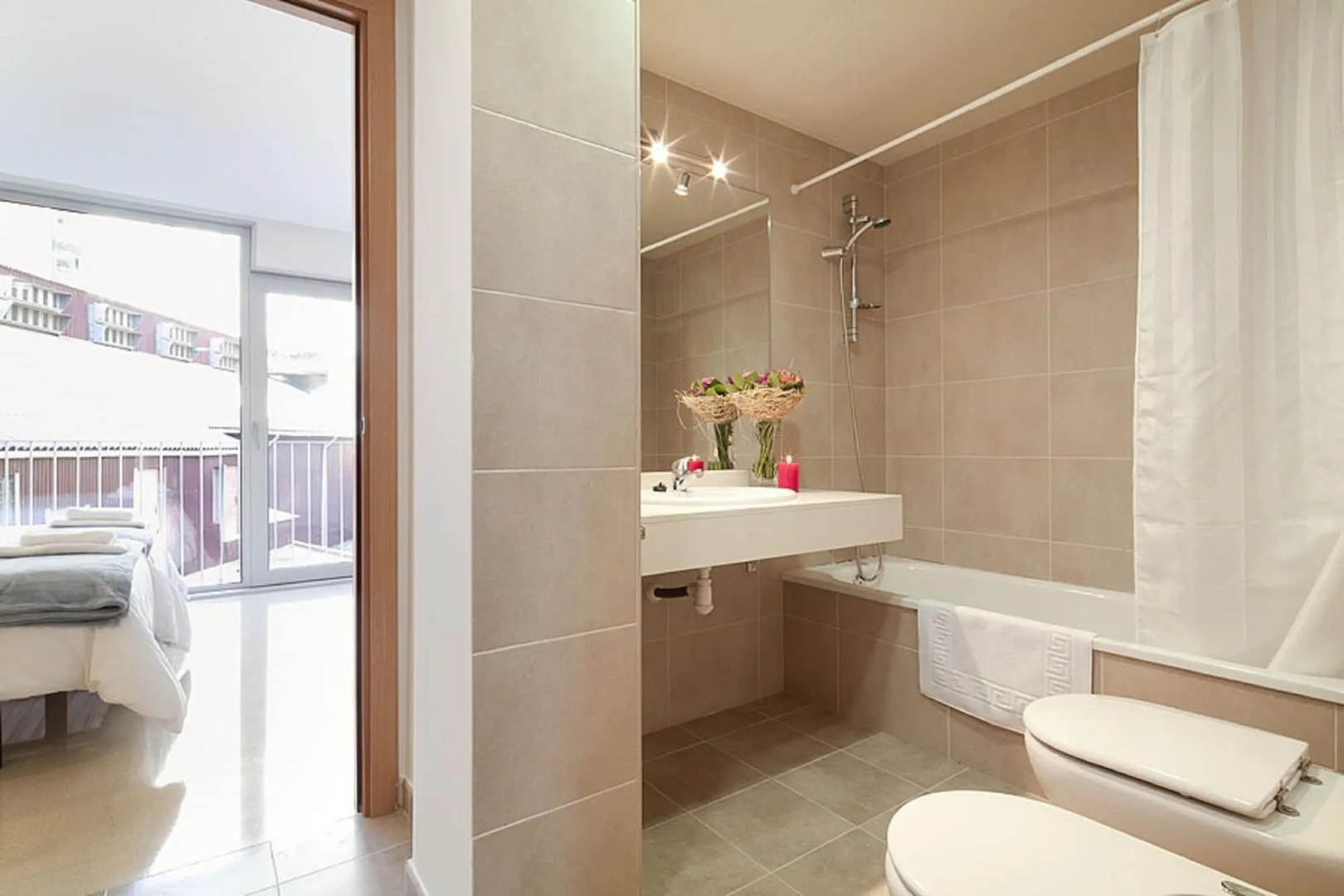 Charmsuites Nou Rambla