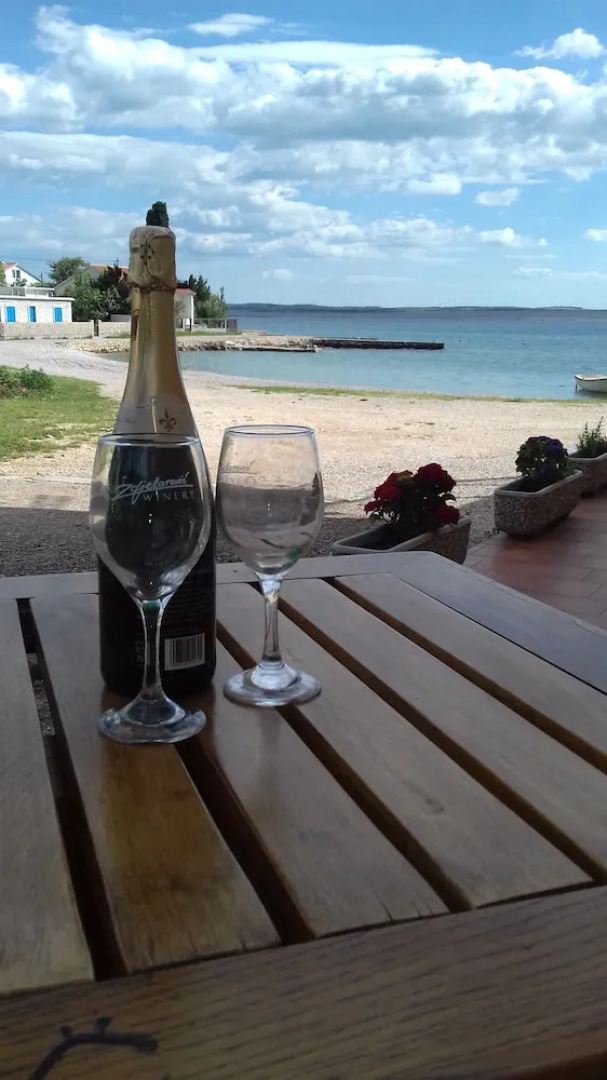 Apartment With one Bedroom in Tribanj, With Furnished Terrace and Wifi