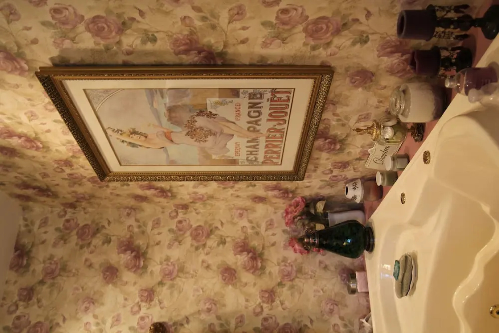 Jewel on the Hill Bed & Breakfast