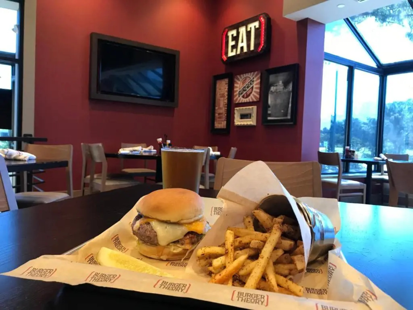 Holiday Inn & Suites Chicago-Carol Stream (Wheaton) by IHG