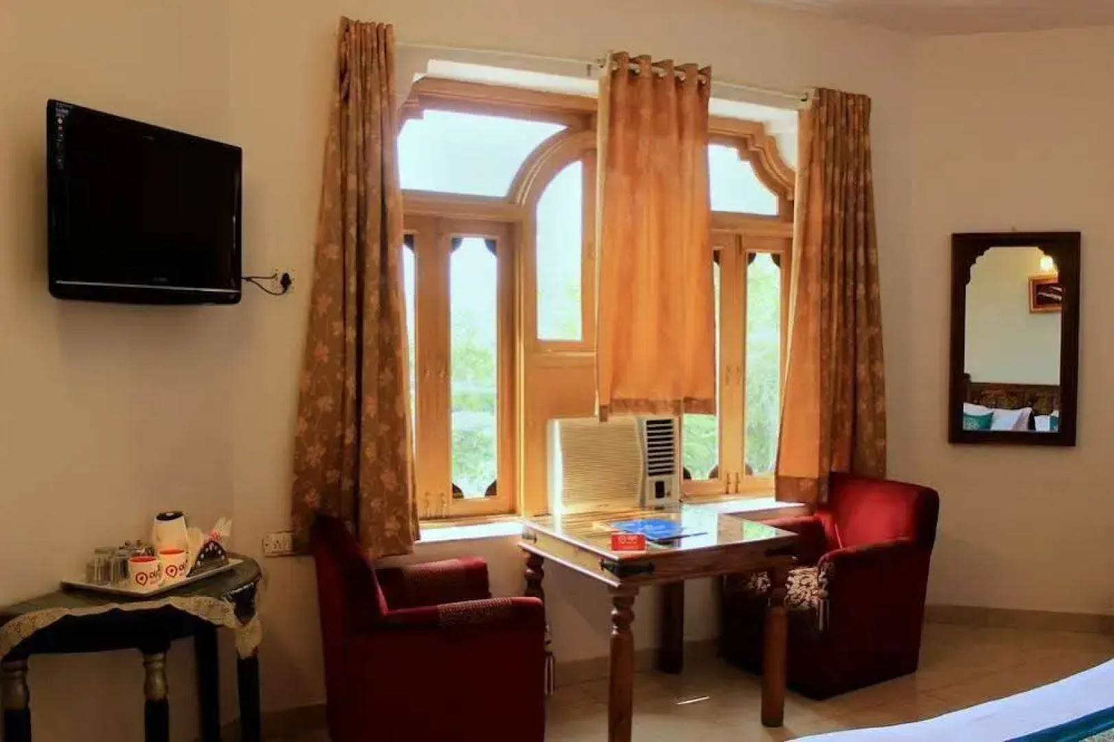 Oyo Rooms Saheliyon Ki Bari