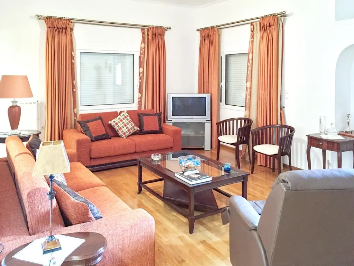 House With 2 Bedrooms in Manthirea, With Wonderful Lake View and Enclo