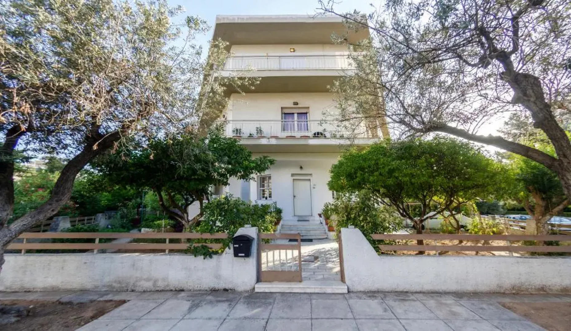 Garden House with Patio