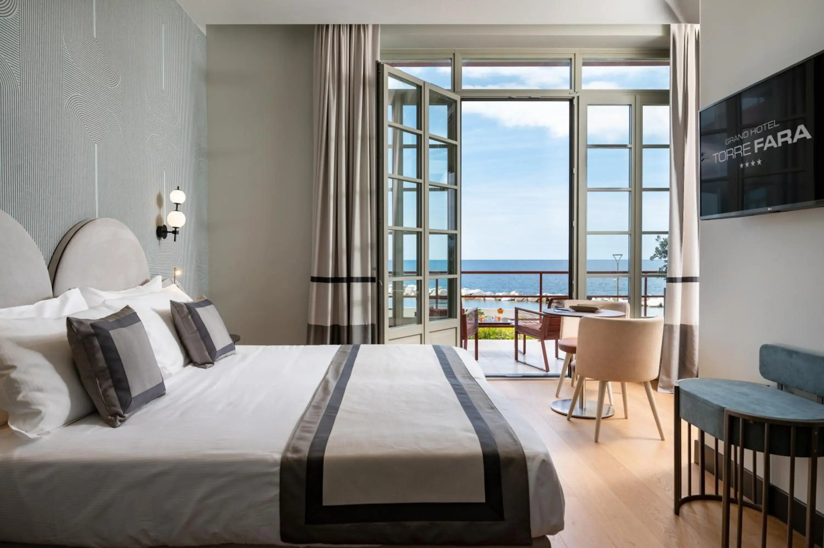 Отель Grand Hotel Torre Fara