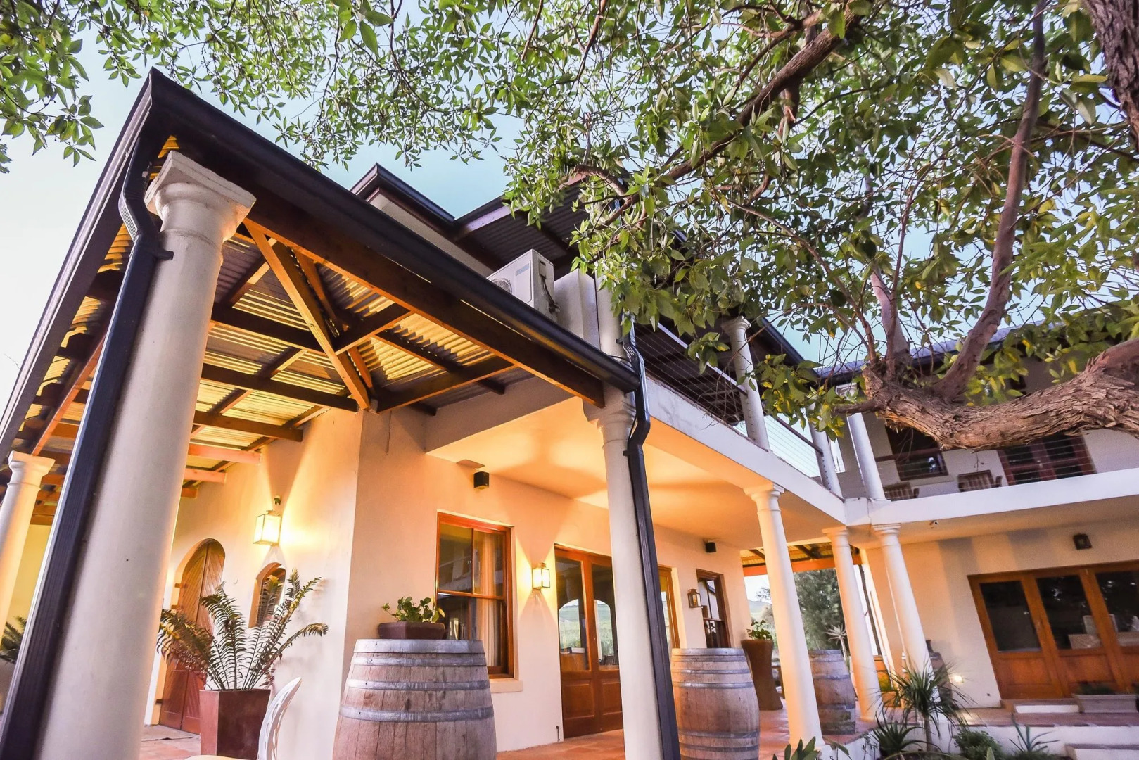 Lovane Boutique Wine Estate & Guesthouse