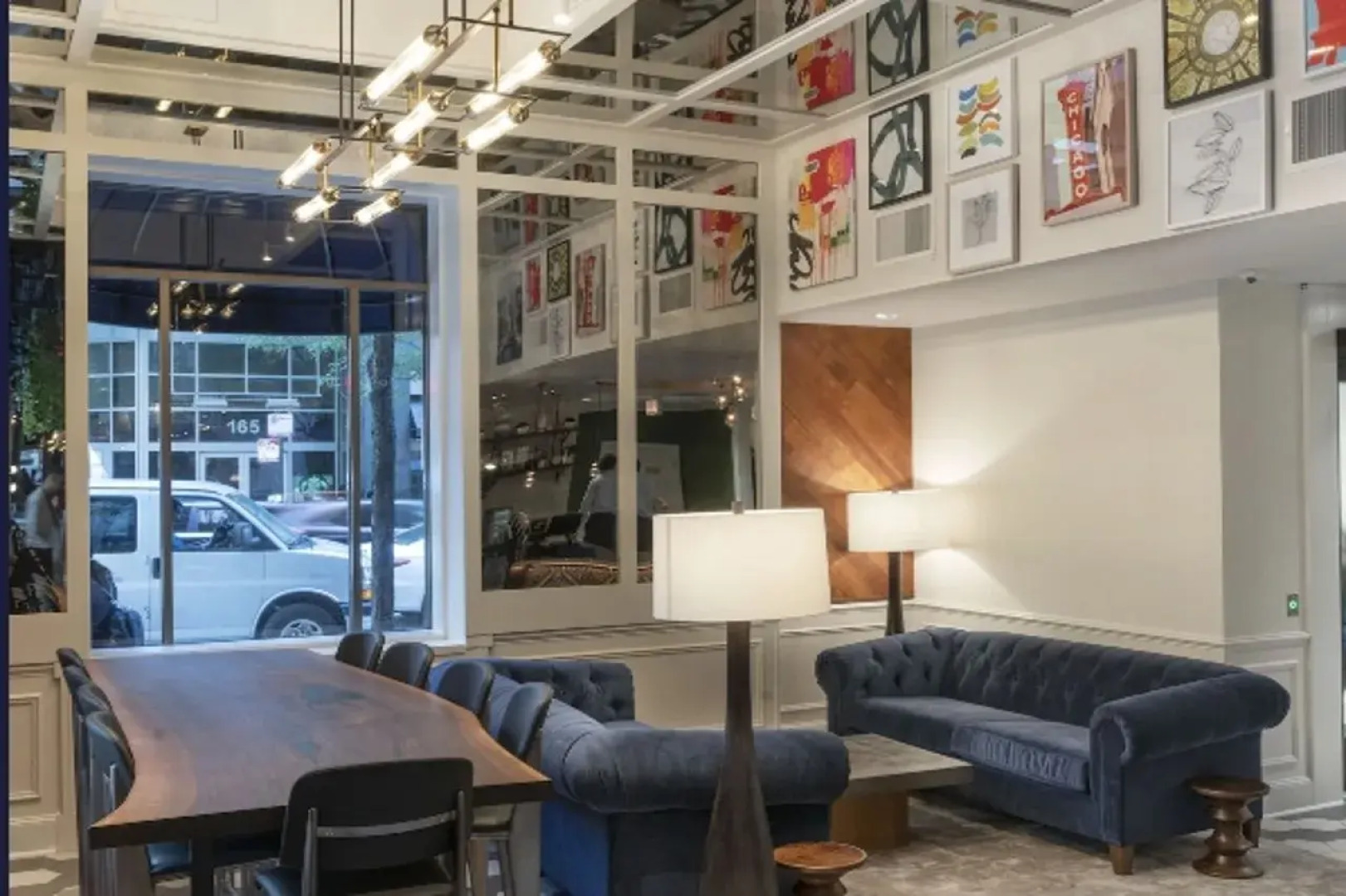 Hotel Saint Clair- Magnificent Mile