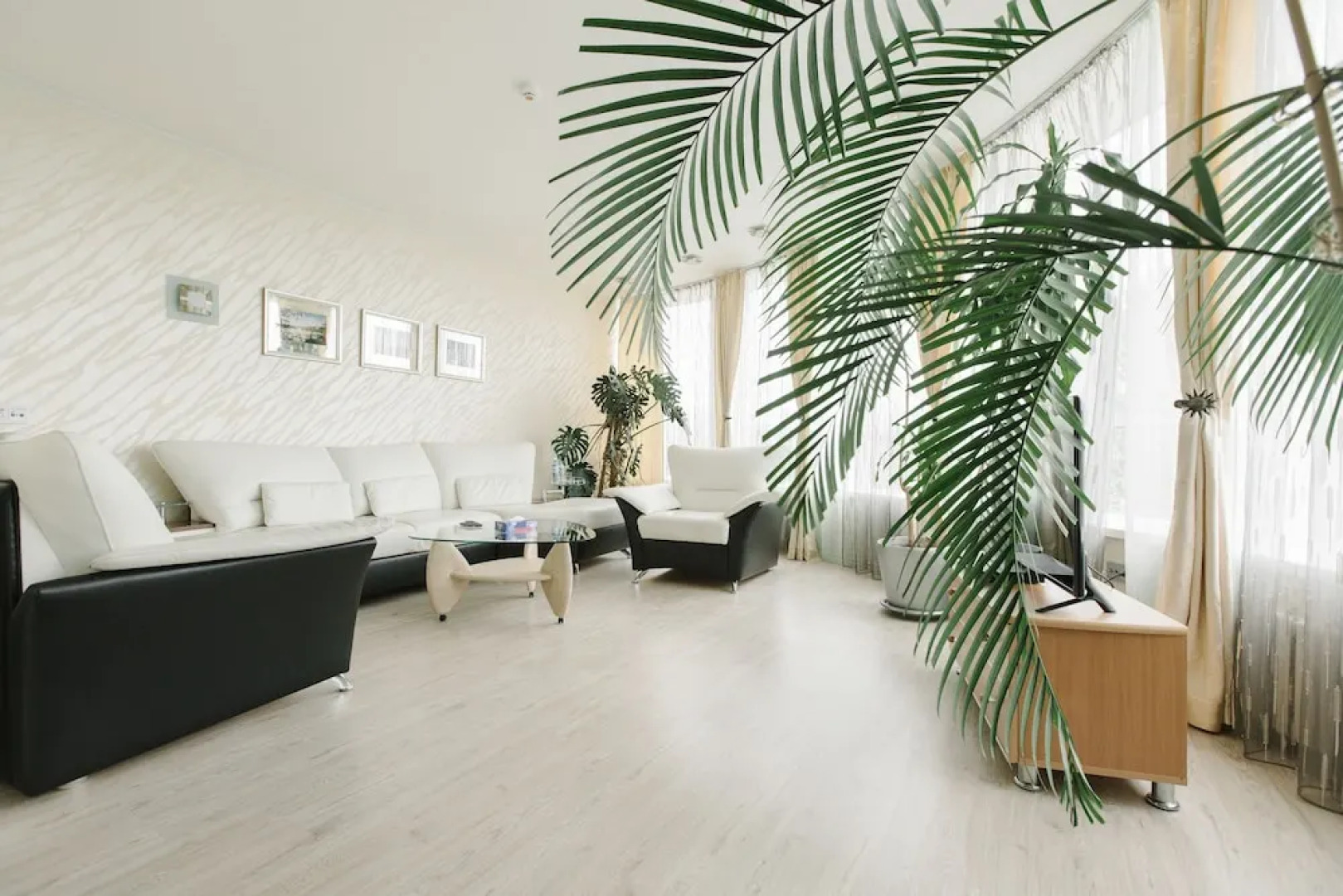 Бел-Кам-Тур