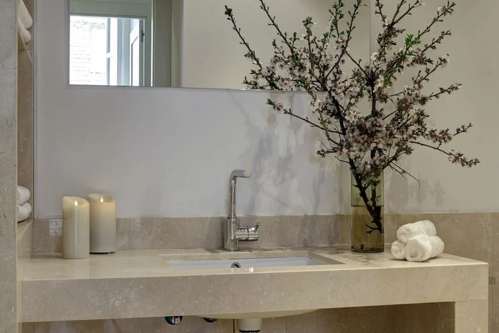 Apartamento Escudo Del Carmen