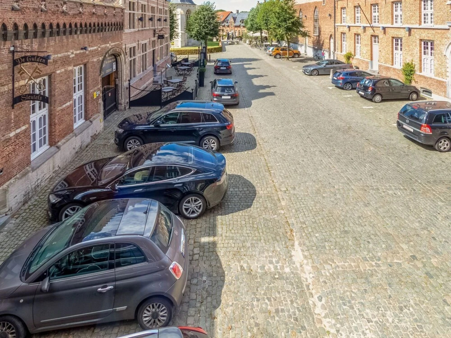 Boutique Holiday Home in Kruibeke with Garden