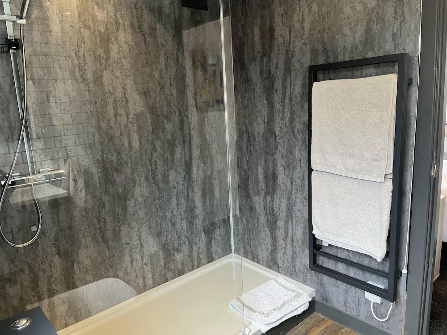 Freshwater - Hot Tub - Pet Friendly - Garden