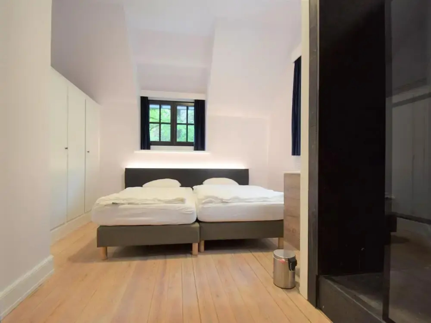 Vintage Villa with Hot Tub & Infrared Sauna in Ardennes