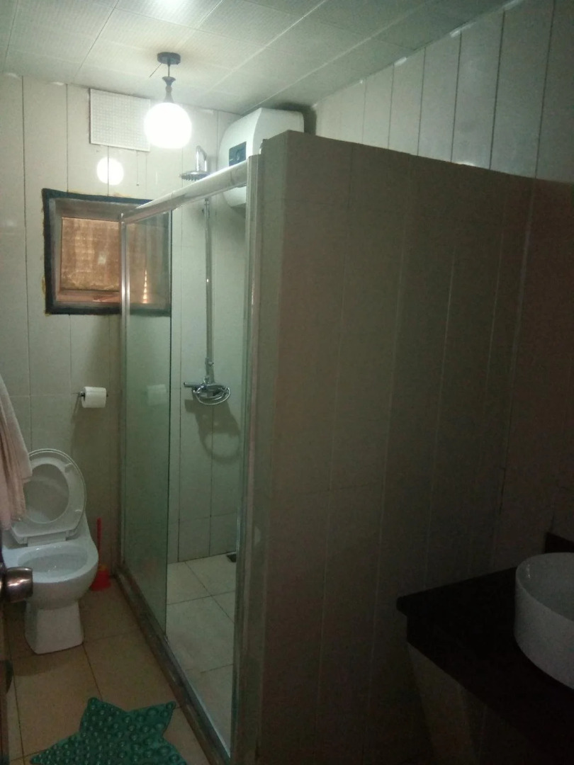 Crocodile Hotel & Restaurants Ltd