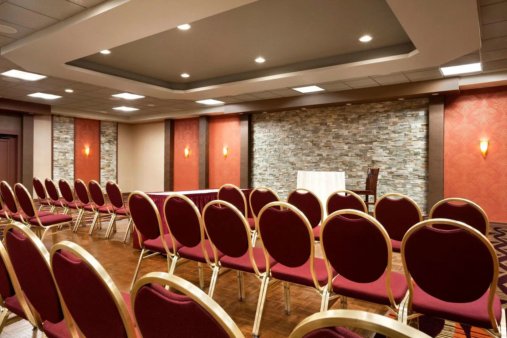 Holiday Inn Newark International Airport by IHG