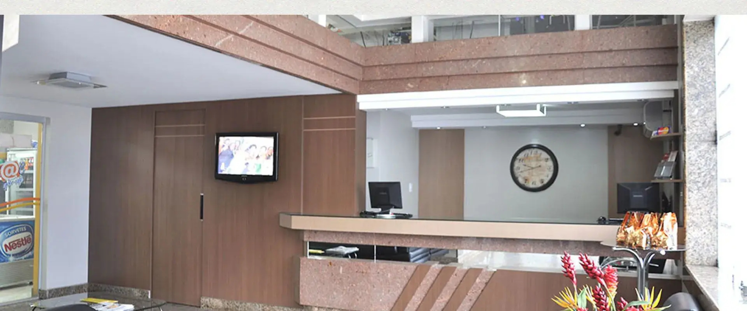 Manhuaçu Center Hotel