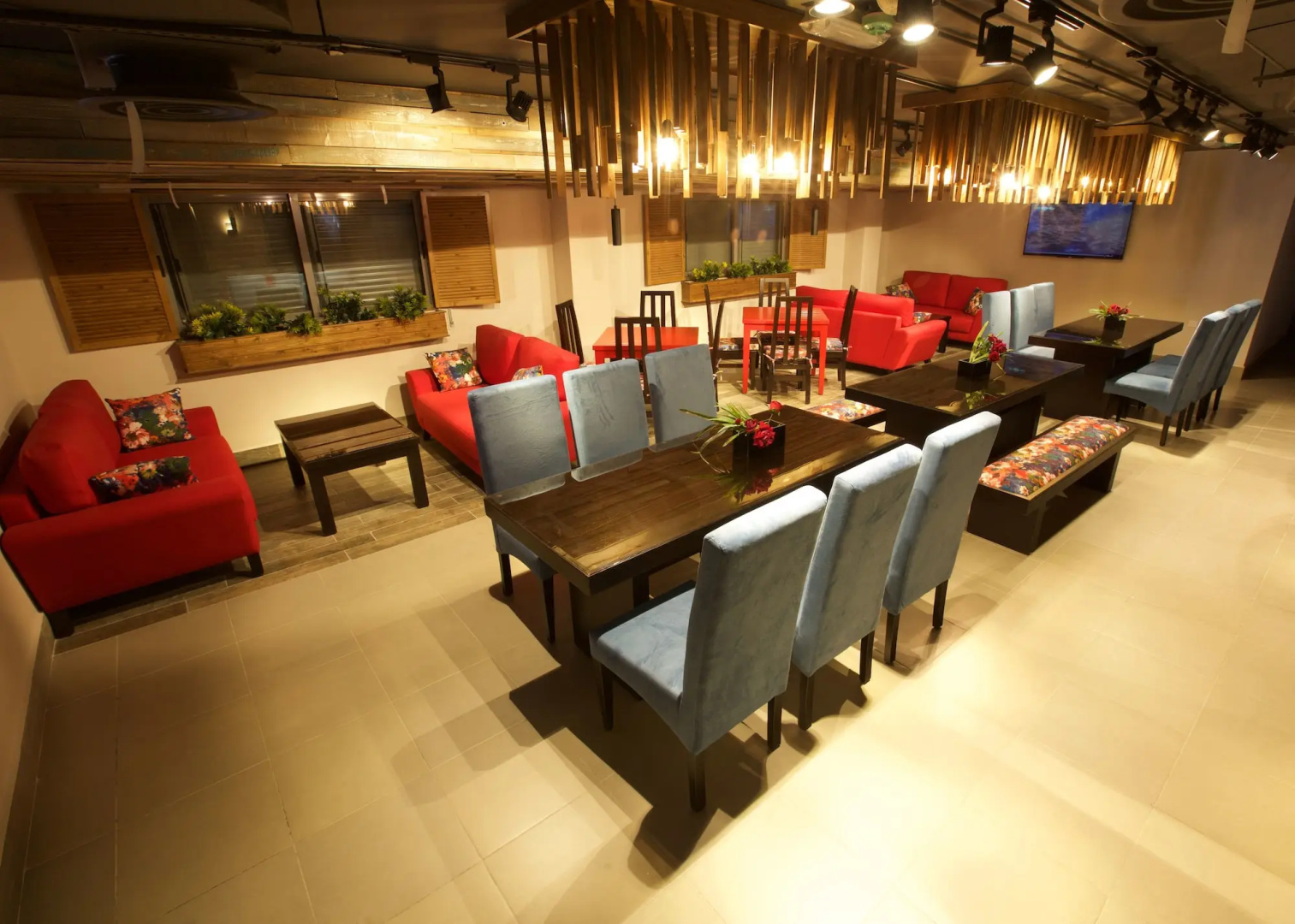 Lujain Hotel Suites