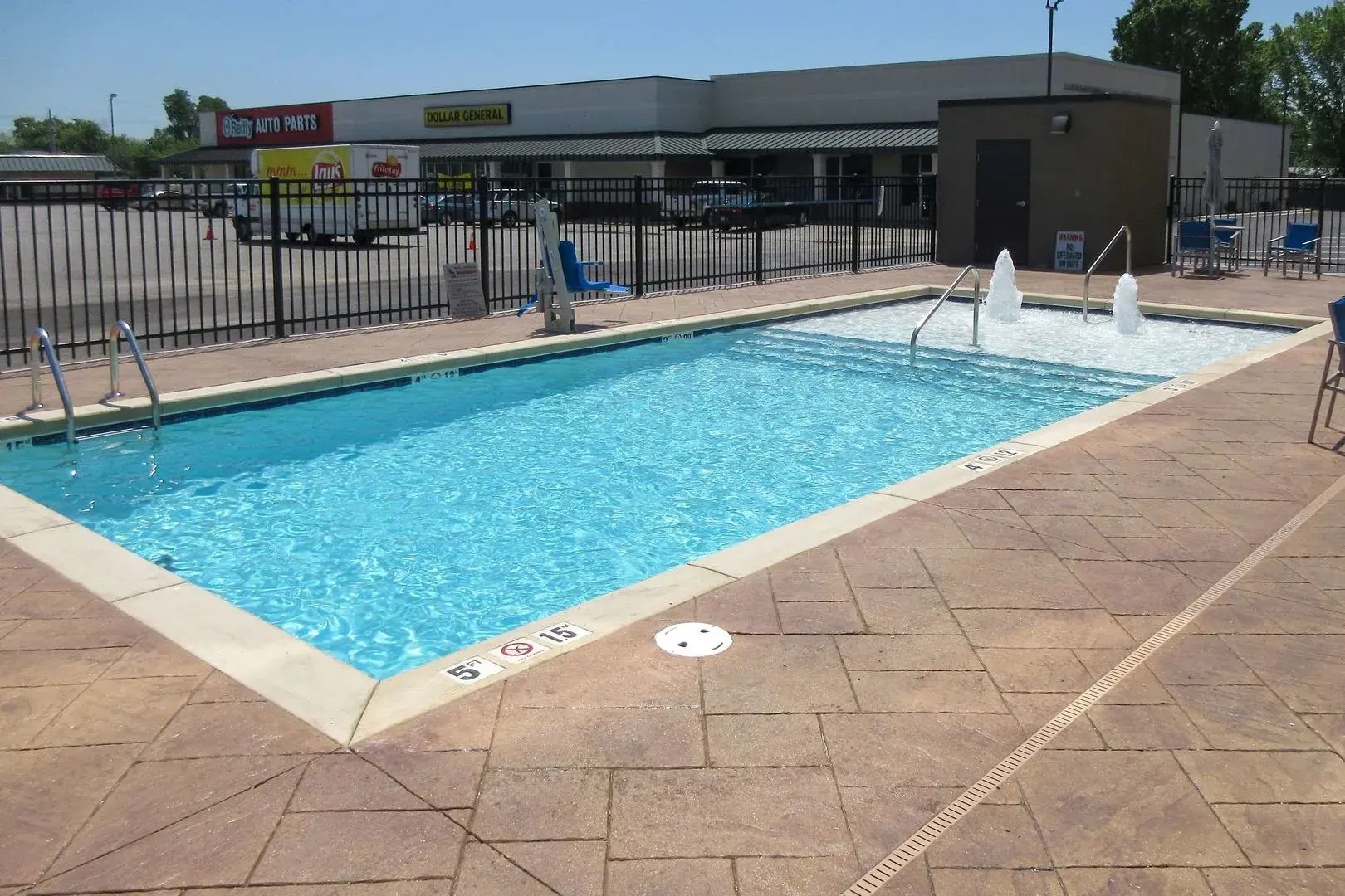 Holiday Inn Express & Suites Tulsa East - Catoosa by IHG