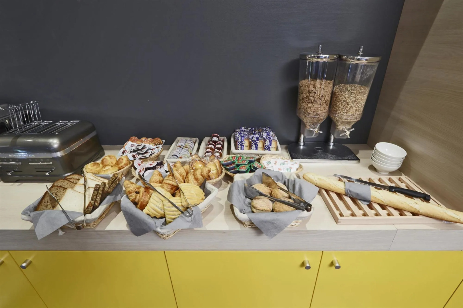 Kyriad Prestige Pau - Zenith - Palais Des Sports