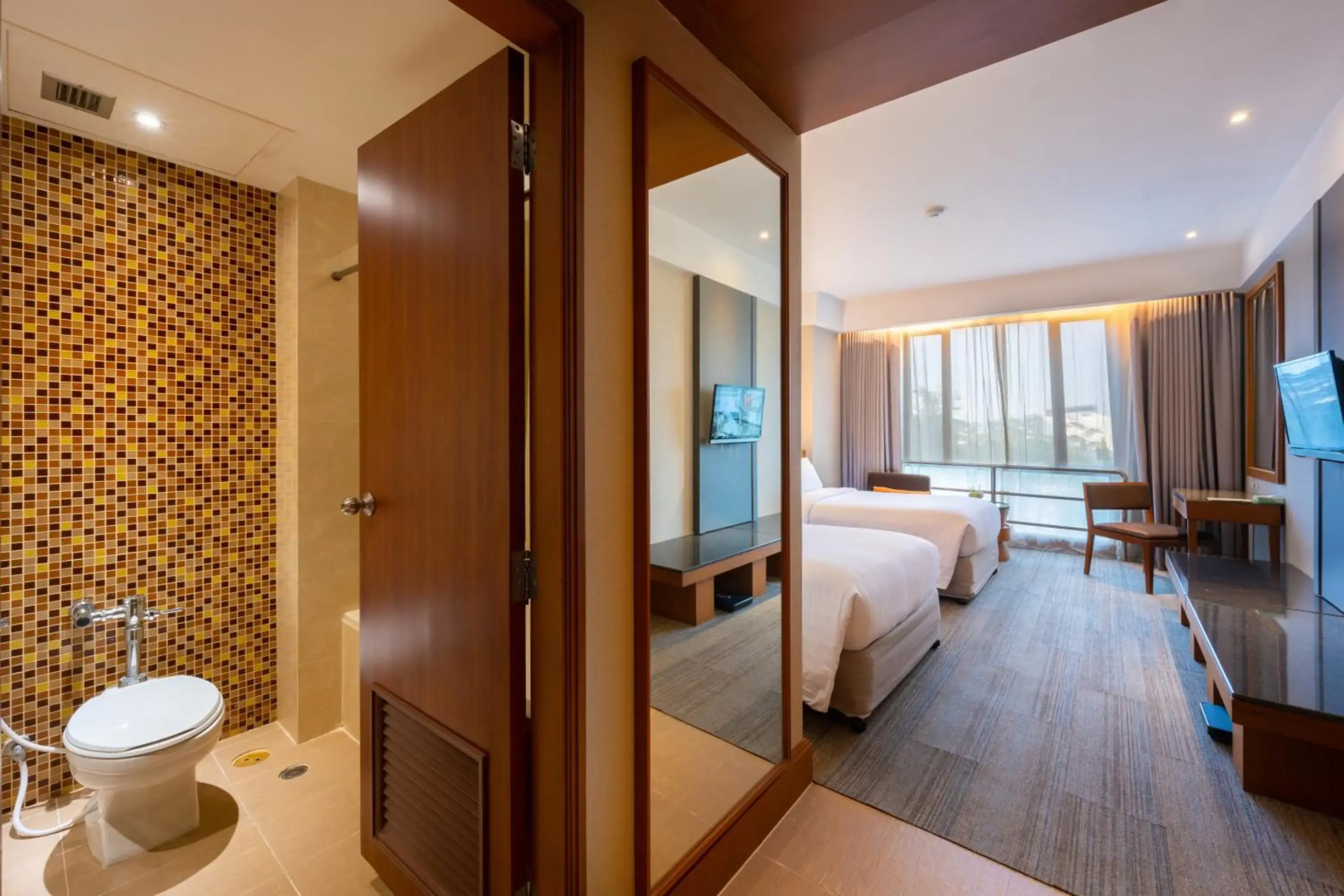 Grand Richmond Stylish Convention Hotel