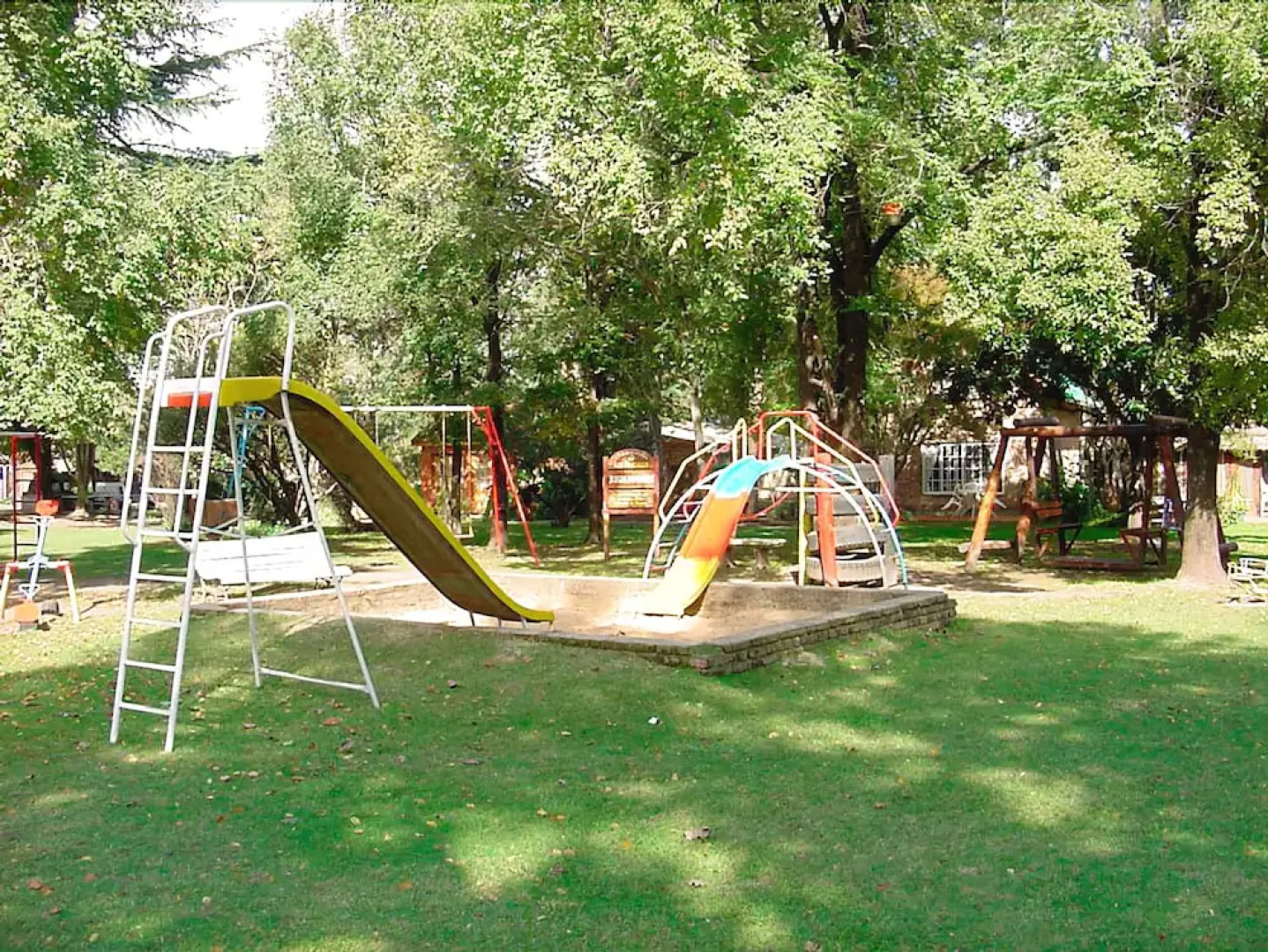 Los Platanos Cabañas & Suites