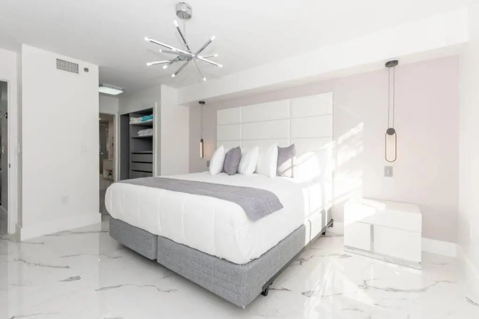 Yacht Club at Aventura Lux 2 Bed 2 Bath Brand New 2021