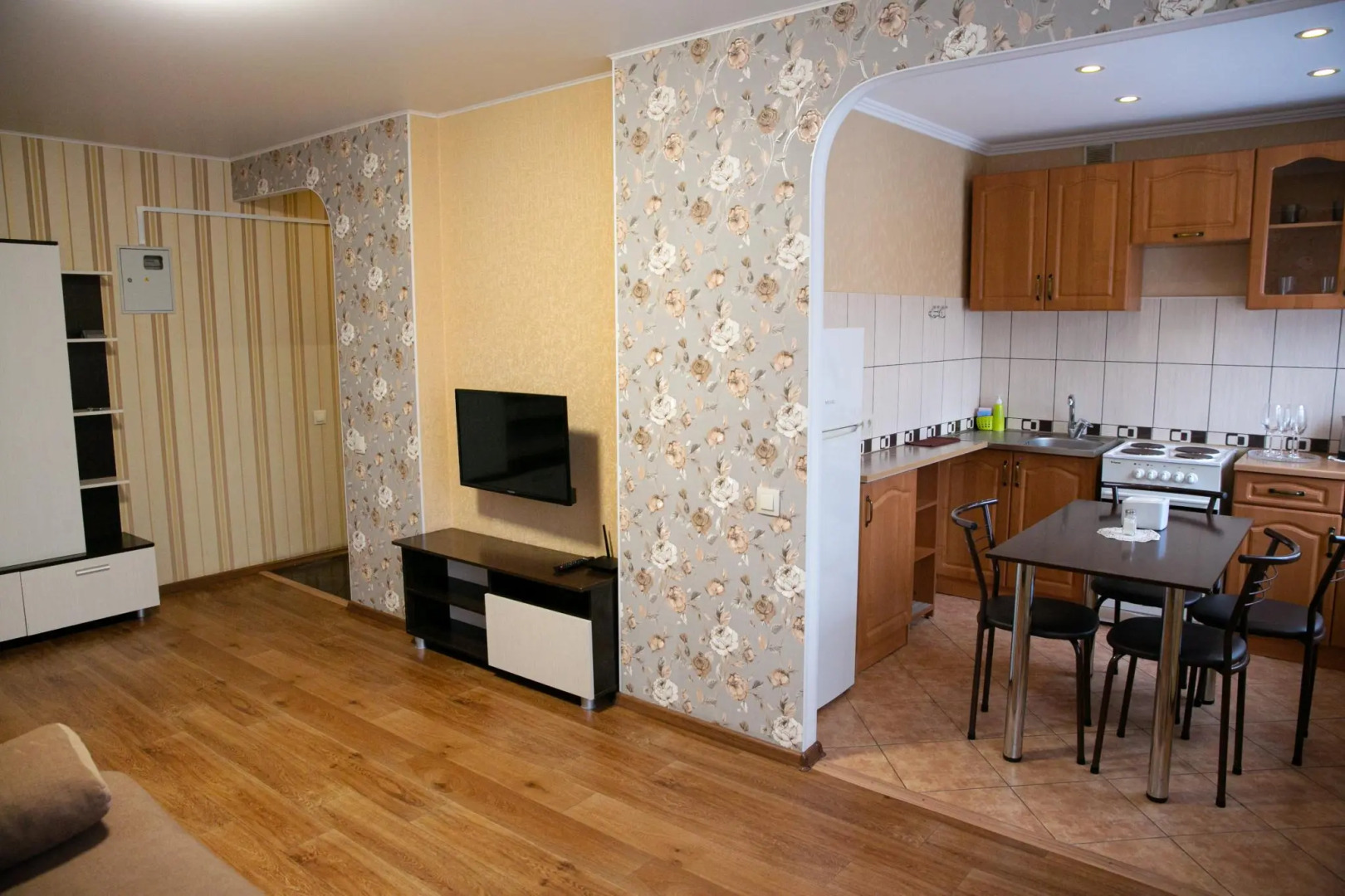 Клавис на Сурикова 4