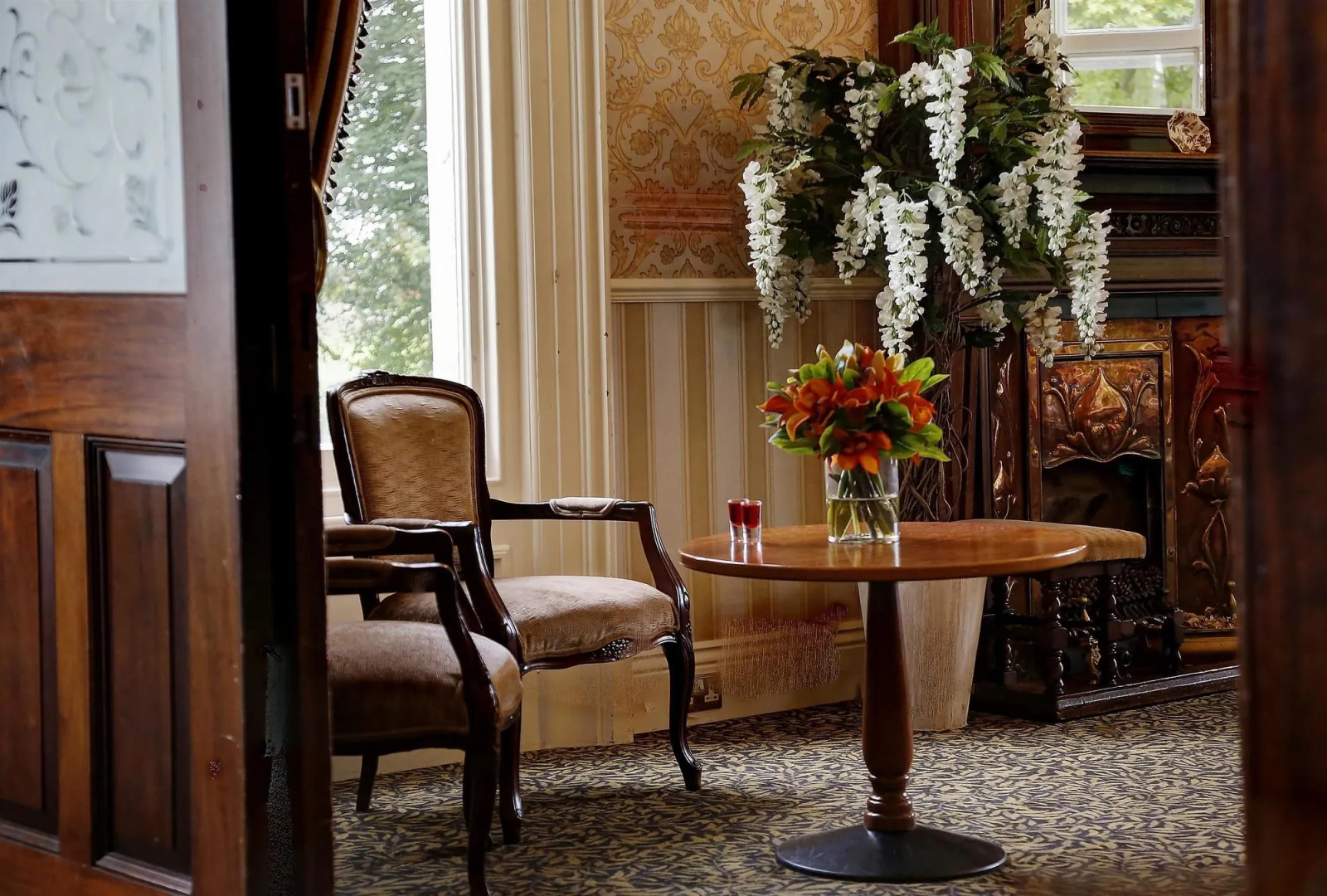 Отель Oaklands Hall