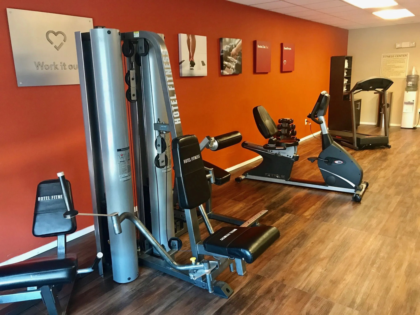 Comfort Suites University