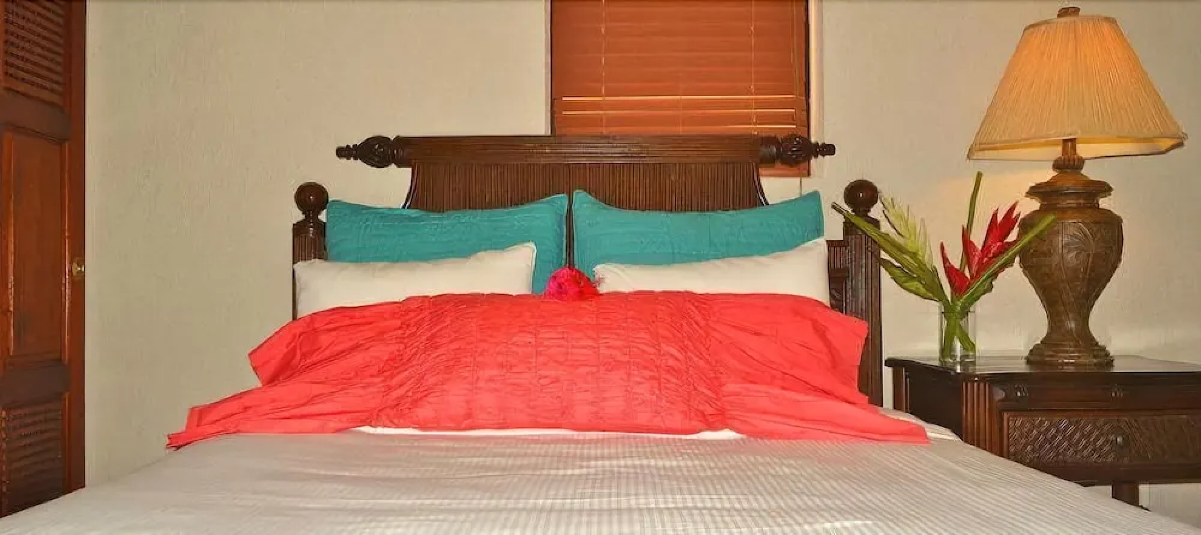 Las Sirenas by Mayan Princess