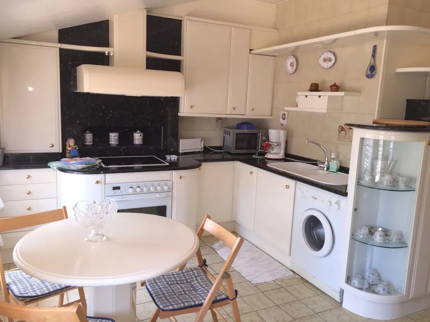 Apartamentos Sinás Playa