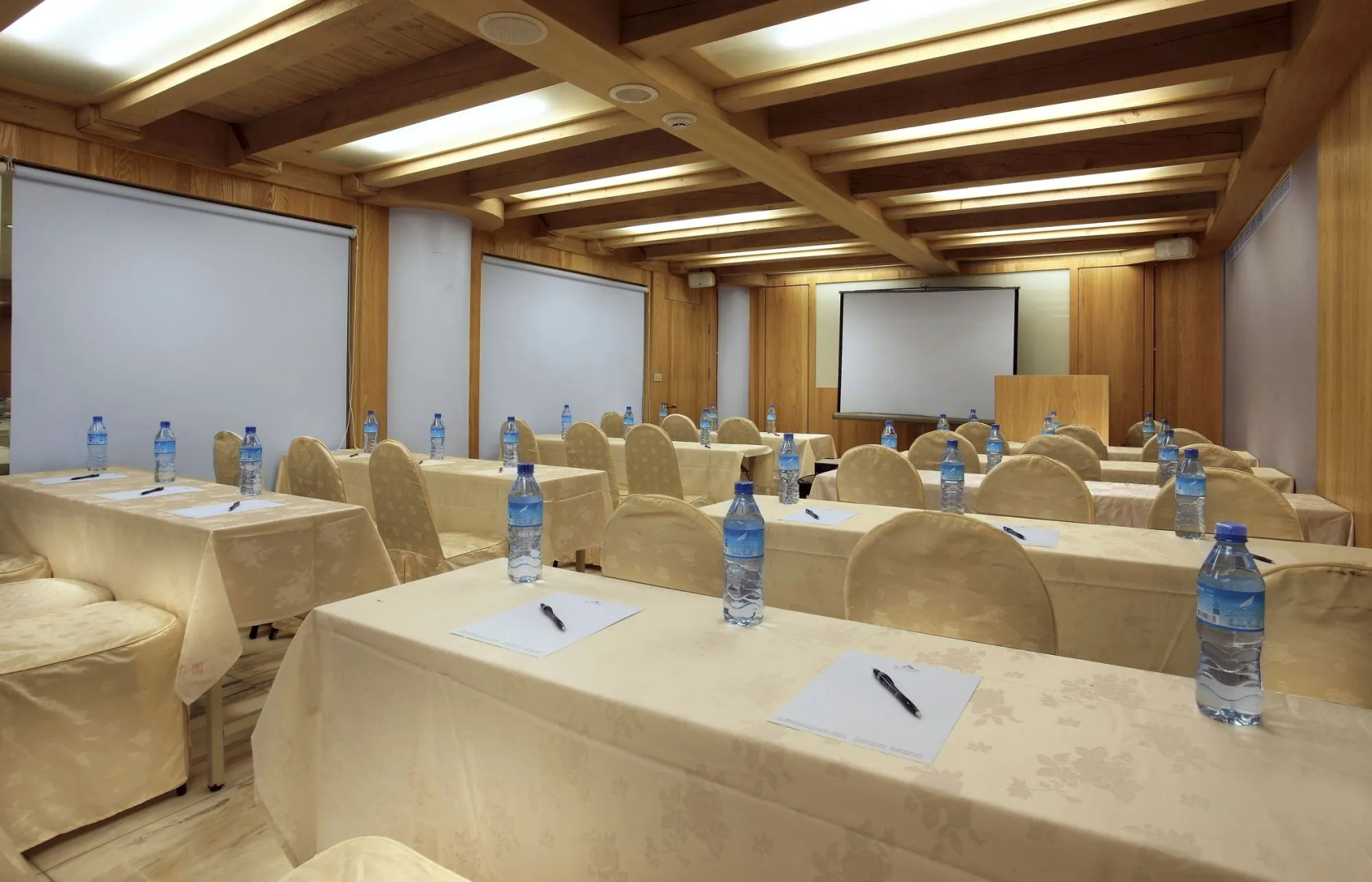 Lealea Garden Hotel Moon