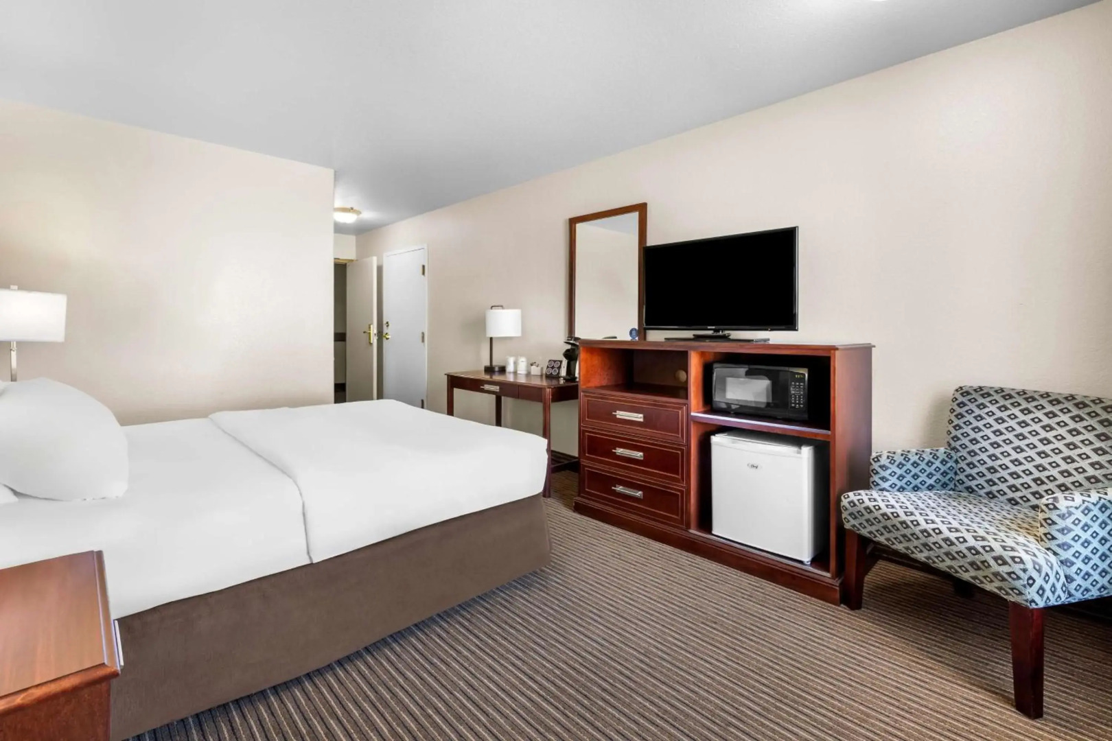 SureStay Plus Hotel by Best Western Drumheller