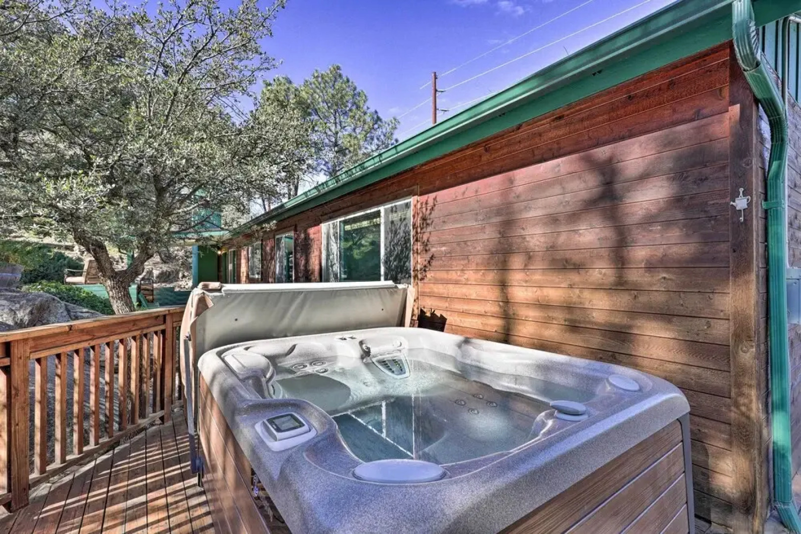 Prescott Home w/ Fireplace ~ 2 Mi to Downtown!