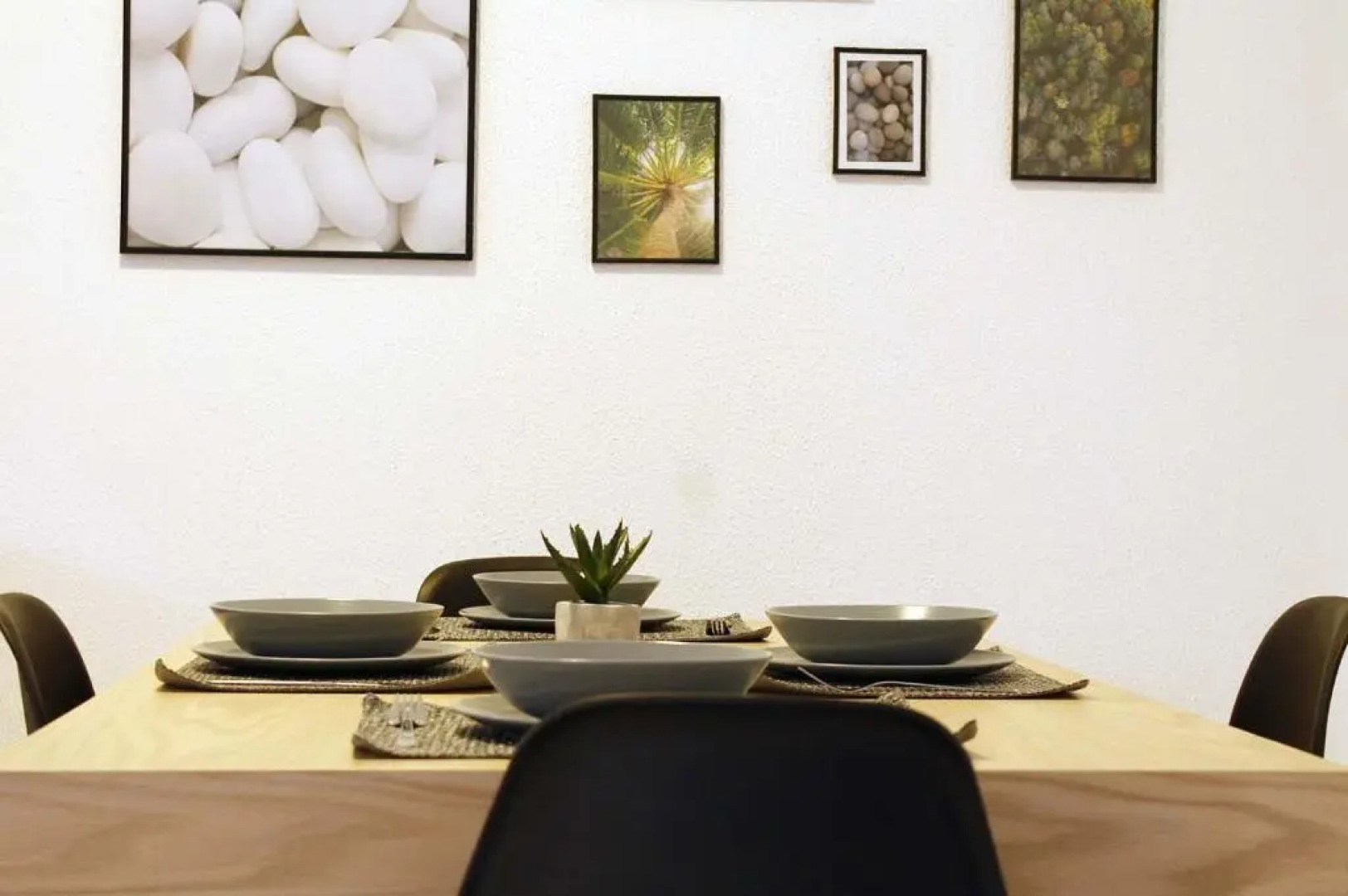 4 bedroom villa with pool and garden