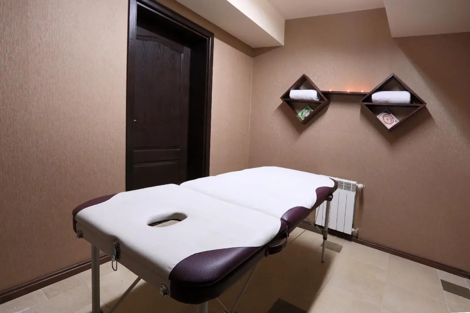 Royal Park Hotel and Apartments