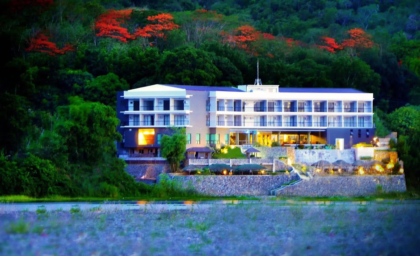 Rivermount Hotel And Resort