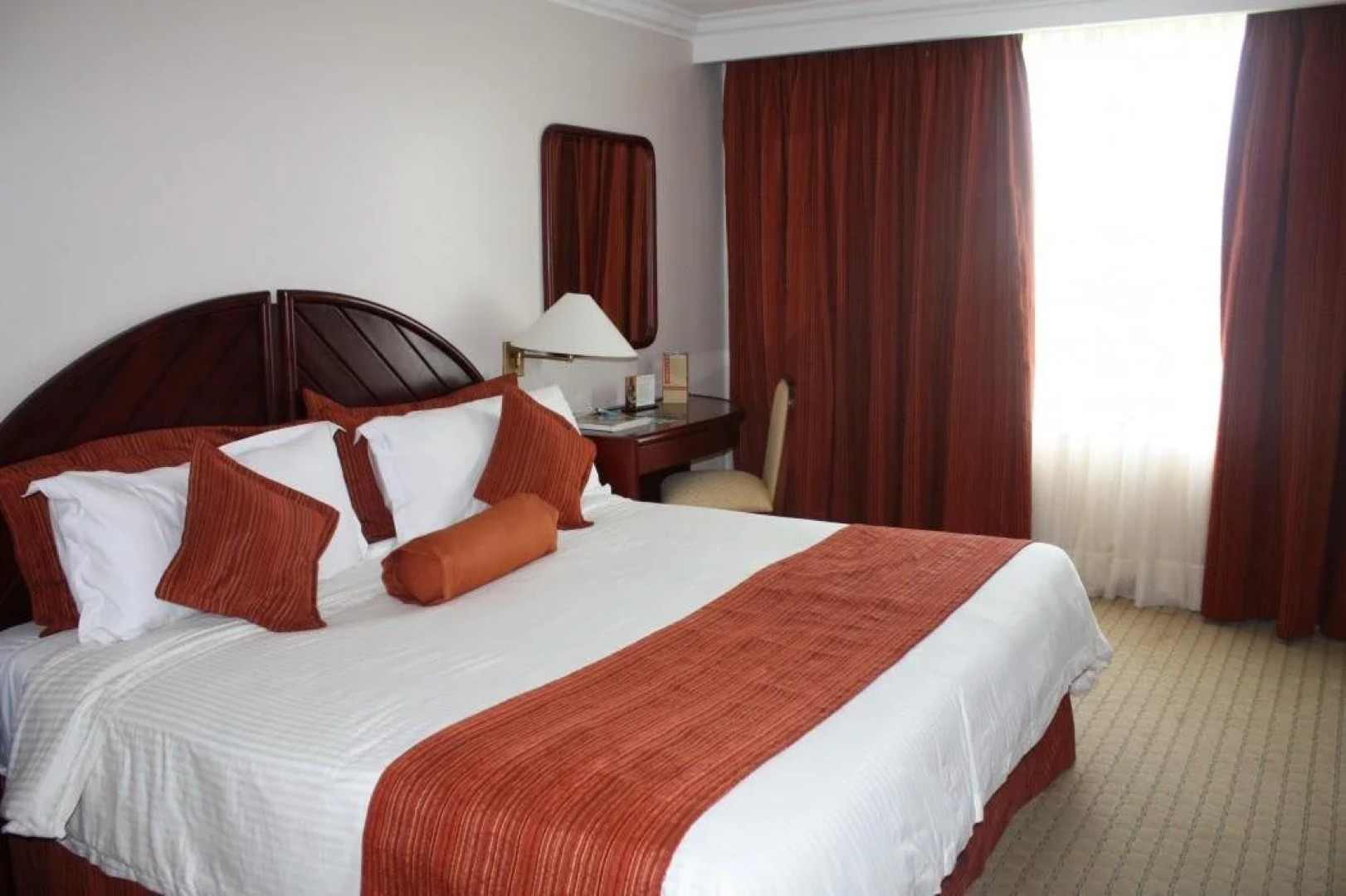 La Llovizna Hotel & Casino