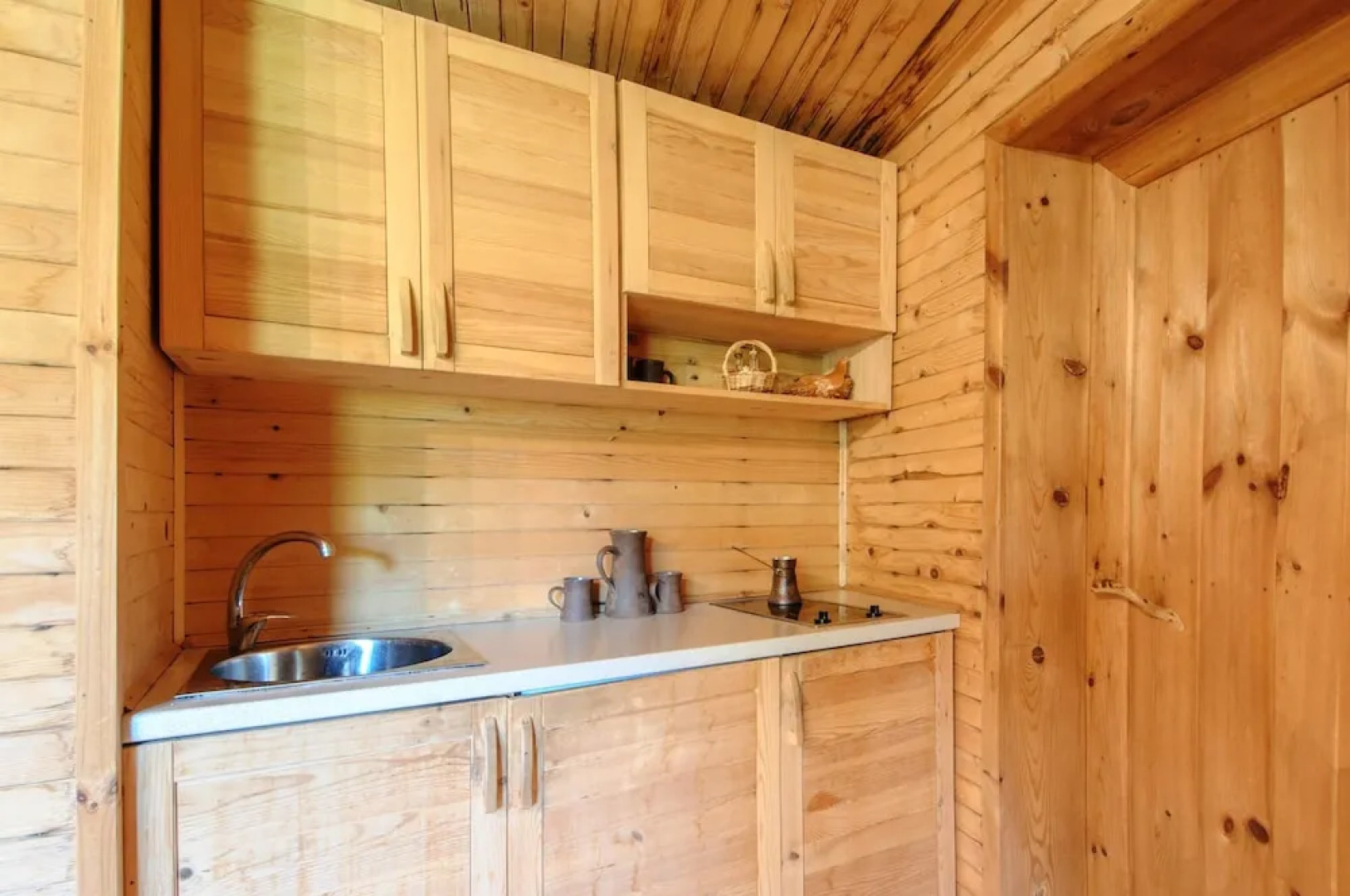 House With 2 Bedrooms in Hadzhidimovo, With Wonderful Lake View, Shared Pool, Enclosed Garden