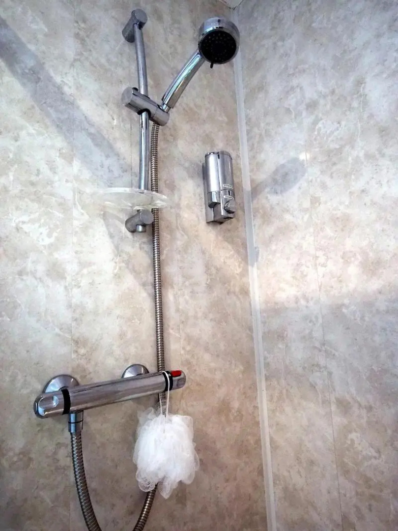 Leonardo's Guest House