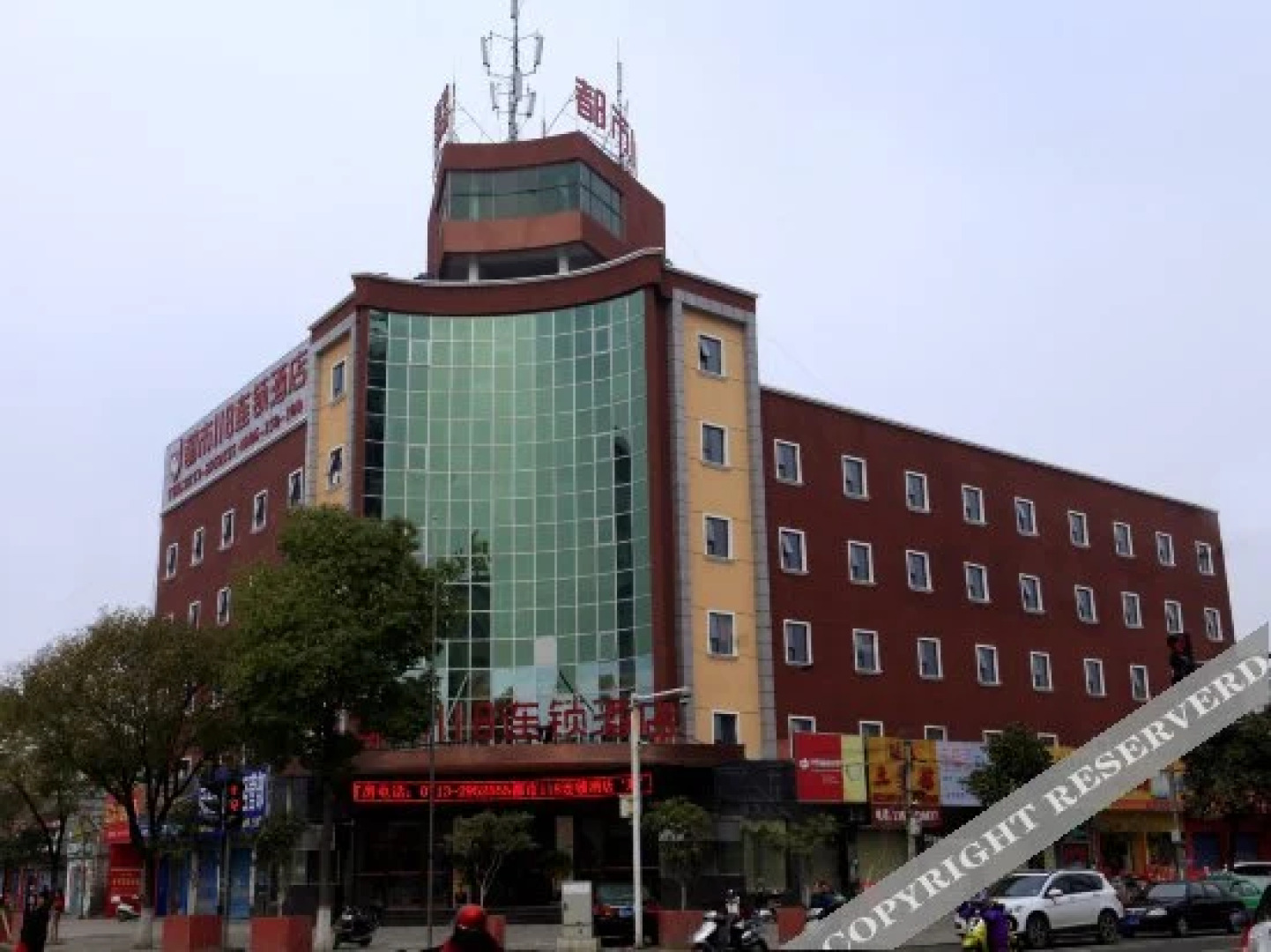 City 118 Chain Inn Macheng Dujuan Avenue