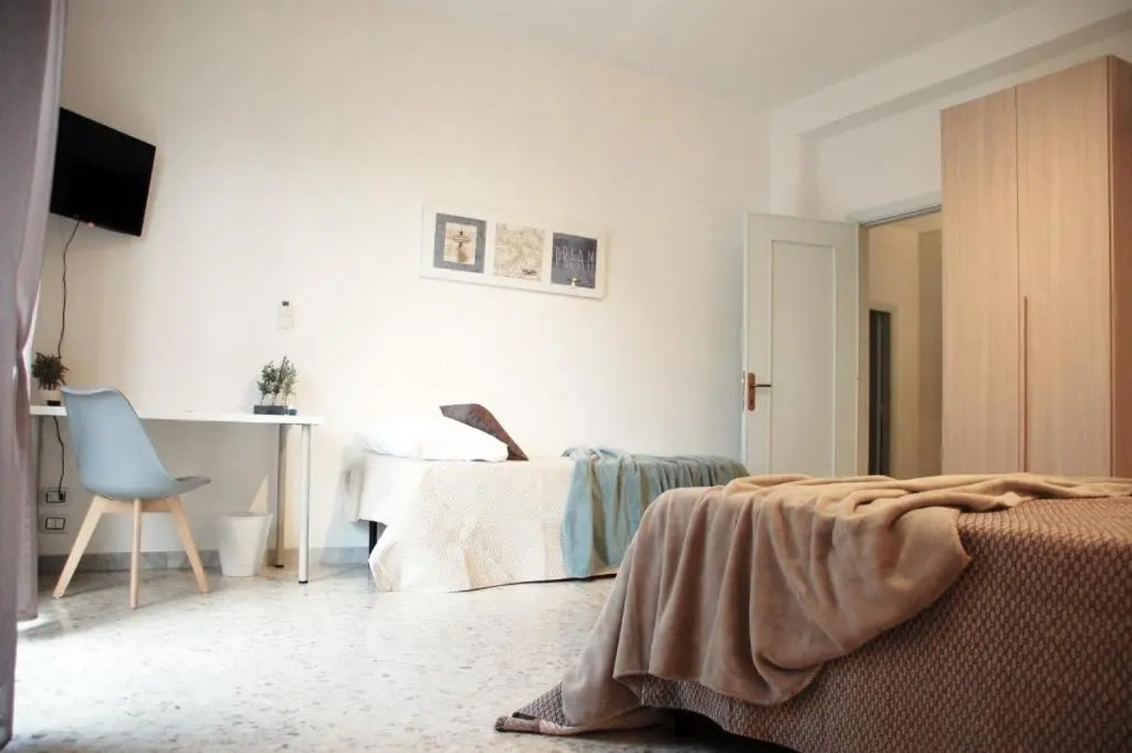 Bari Rooms Central Station