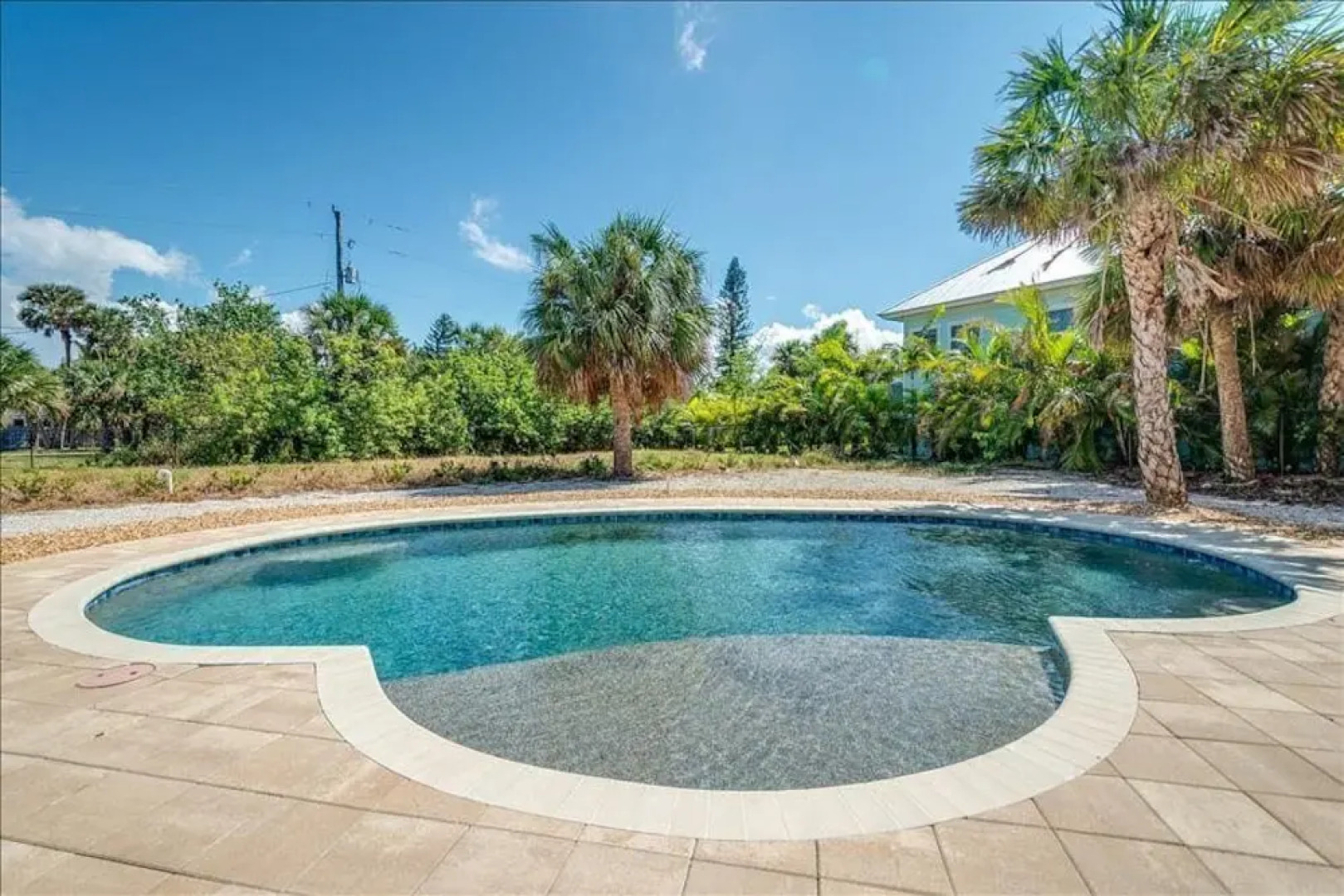 343 Gulf Blvd - 4Br Home