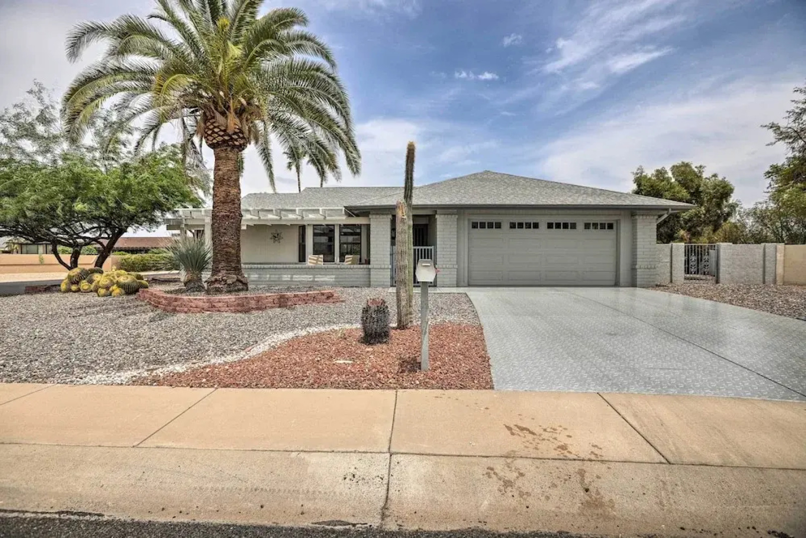 1 Mi to Golf Courses: Family Sun City West Home