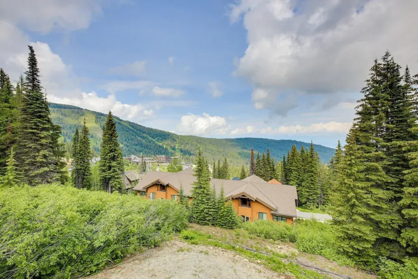 Ski-in/out Schweitzer Mountain Home in Sandpoint!