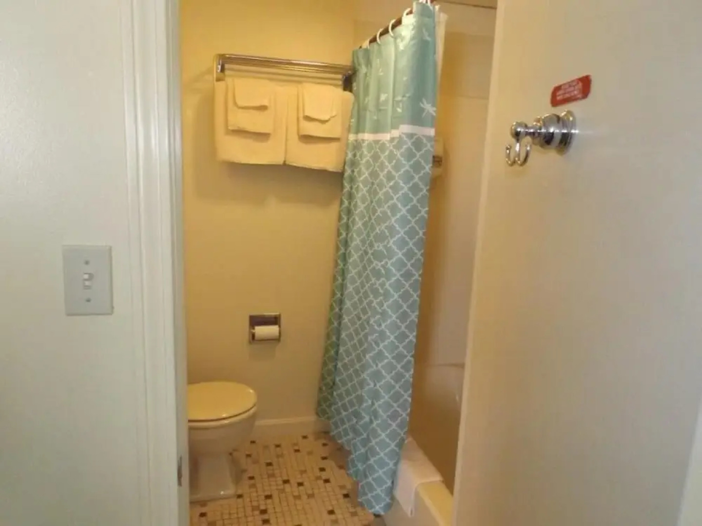 Footbridge North Hotel