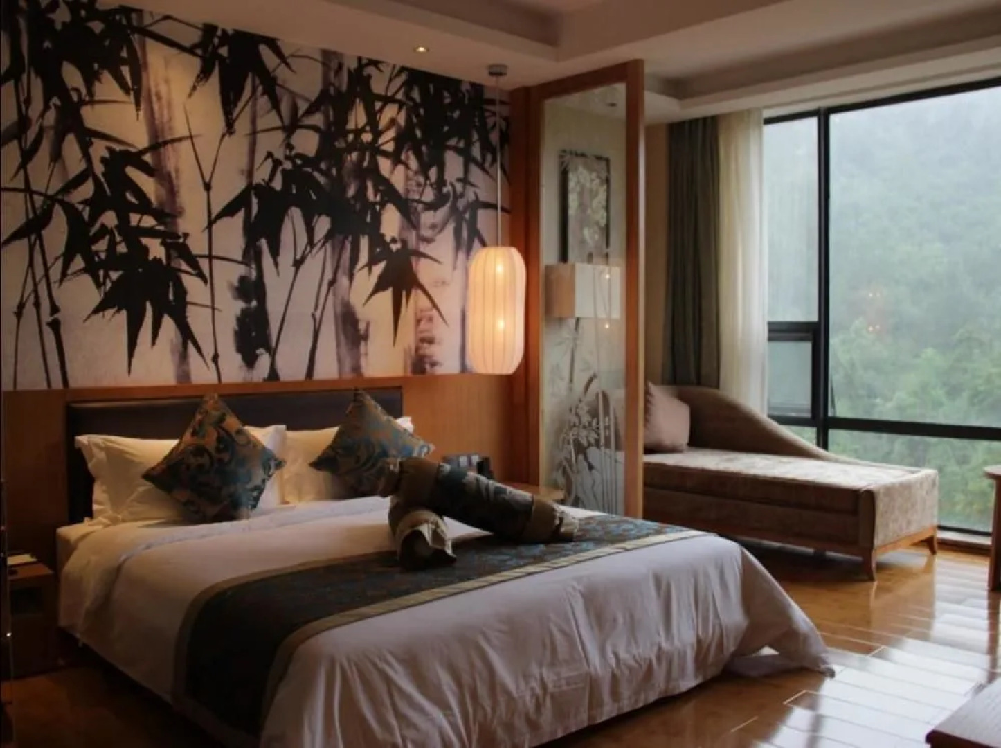 Xianning Youth Theme Hotel