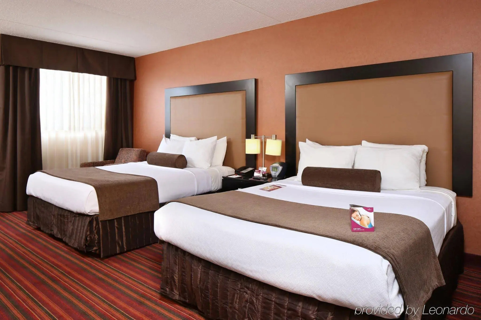 Sheraton Grand Rapids Airport Hotel