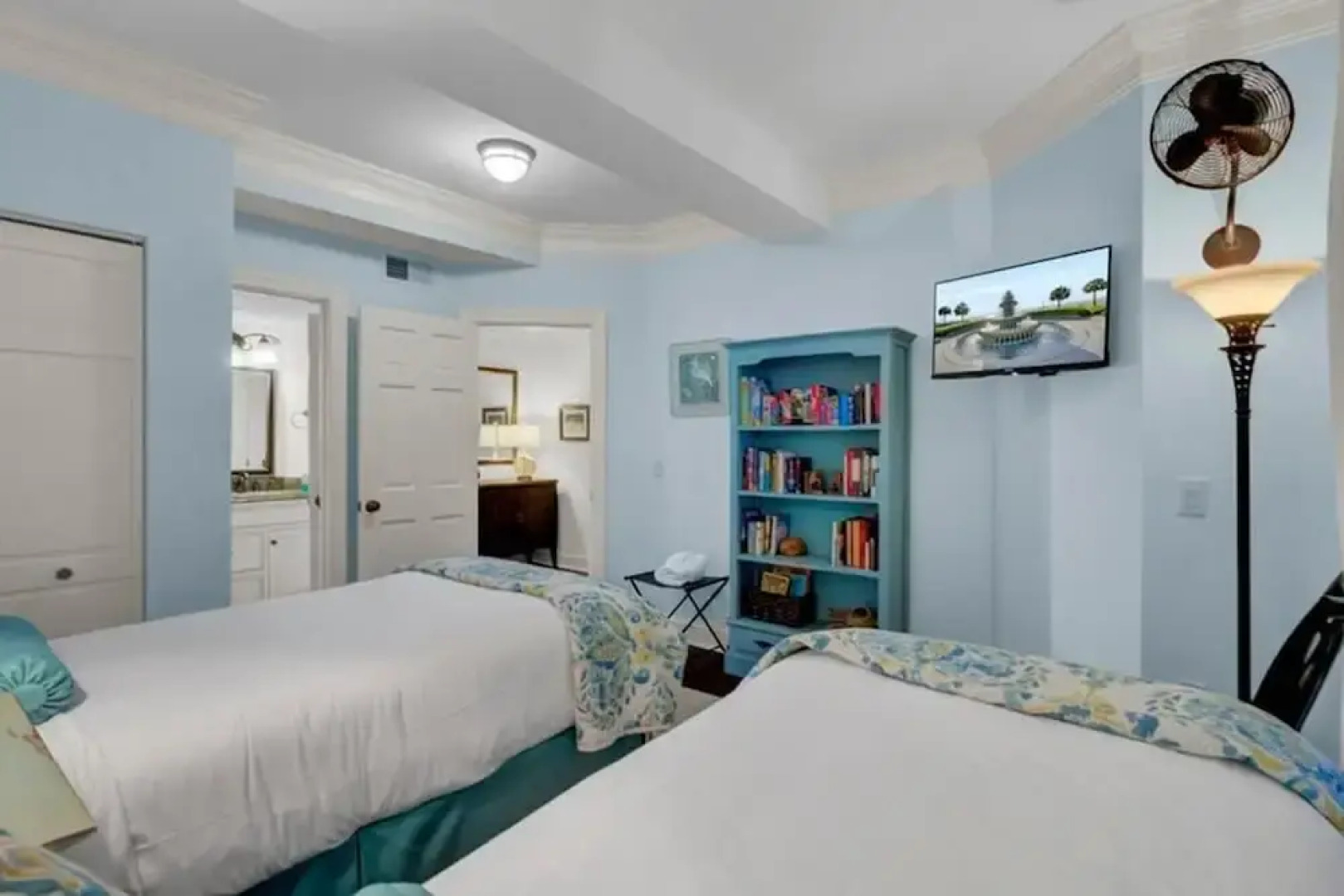 Shipwatch 408a by Wild Dunes, Oceanfront Condo