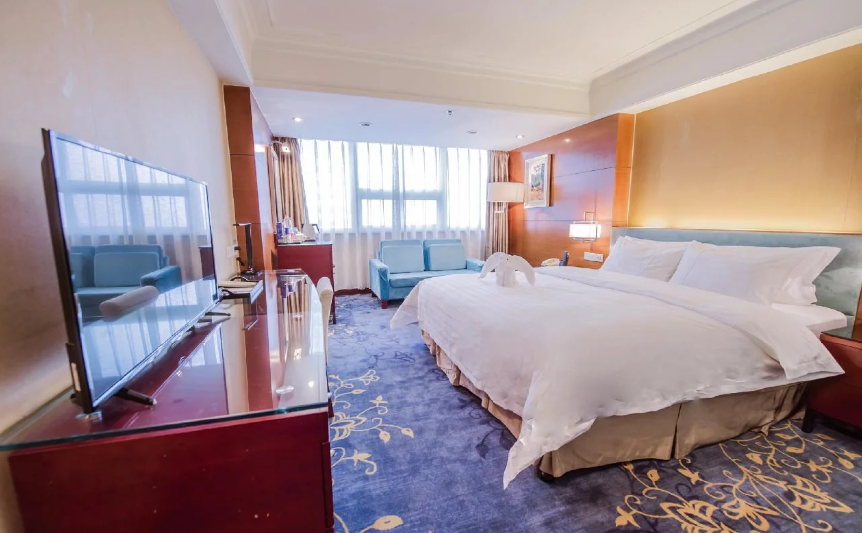 Linyi Blue Horizon International Hotel